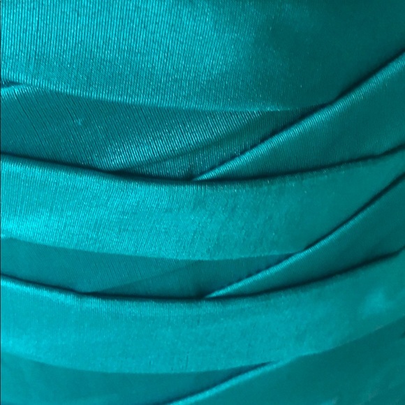 Stunning dress with strap crystal beading . - Picture 6 of 6